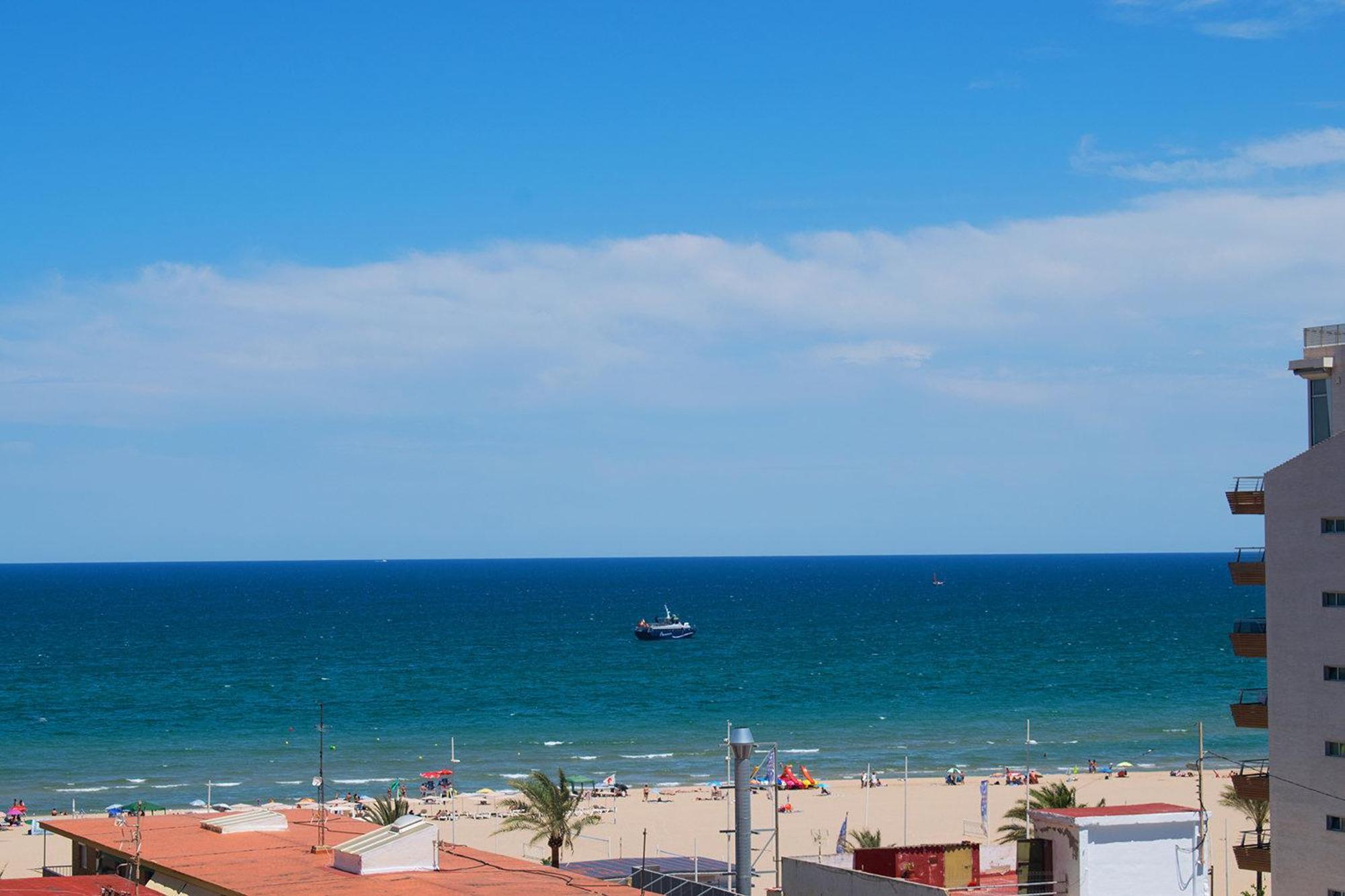 Playa de Gandia El Tiburon - Piso Con Espectaculares Vistas Al Mar - Solo Para Familias Ideal Para 4 Personas - Aire - Calefaccion - Ganador Award 2025, 2024, 2023, 2022 מראה חיצוני תמונה